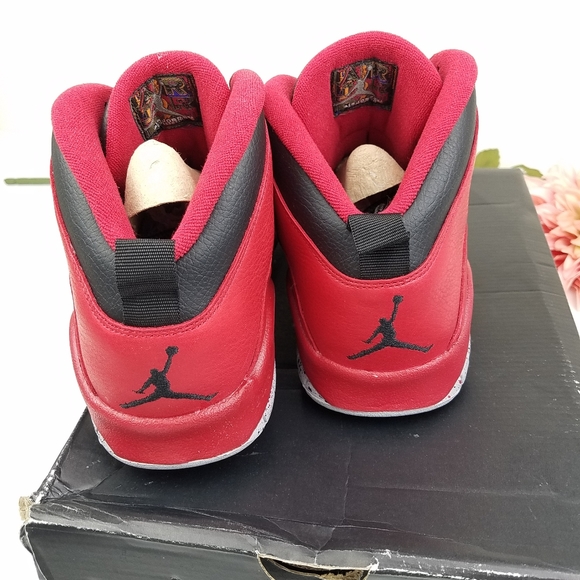 Air Jordan 10 Retro 30th
“Bulls Over Broadway” - Picture 6 of 8